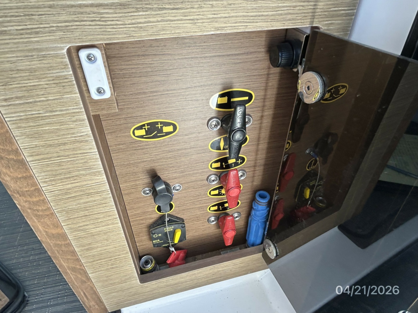 Jeanneau-895 2021-JennaDi Punta Gorda-Florida-United States-Jeanneau 895 electrical panel1-6052769 | Thumbnail