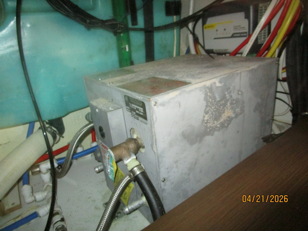 Jeanneau-895 2021-JennaDi Punta Gorda-Florida-United States-Jeanneau 895  water heater-6052932