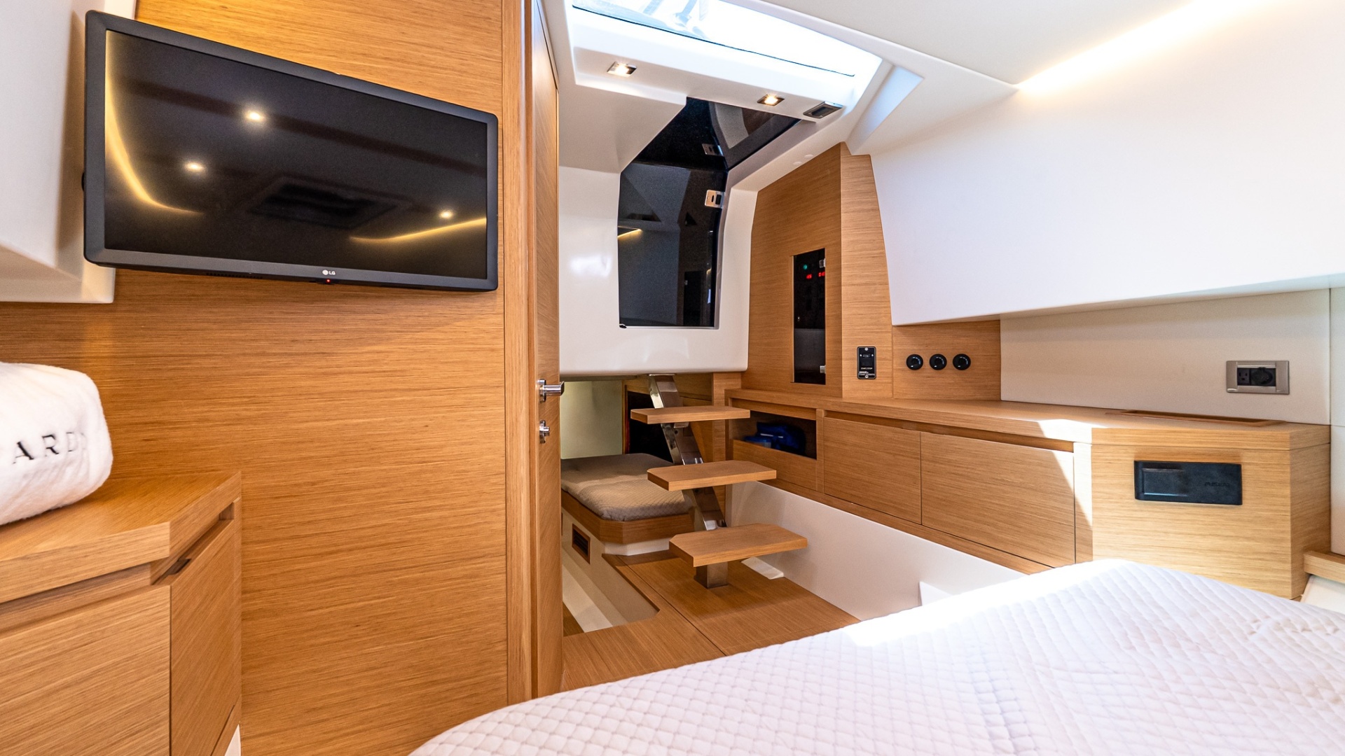 Pardo Yachts-38 2023-Good Juju Palm Beach-Florida-United States-6067361 | Thumbnail