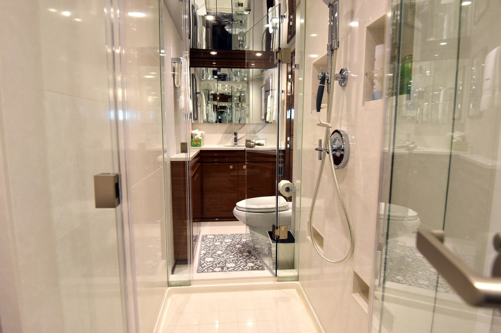 Viking-90 Skybridge 2024-PRIMETIME San Jose Del Cabo-Mexico-2024 Viking 90 Skybridge  PRIMETIME-6077109 | Thumbnail