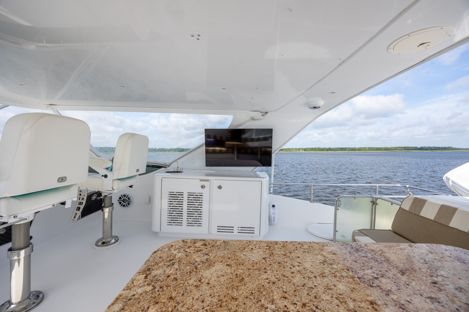 Hatteras-Motor Yacht 2008-Krohs Nest Wilmington-North Carolina-United States-6224266 | Thumbnail