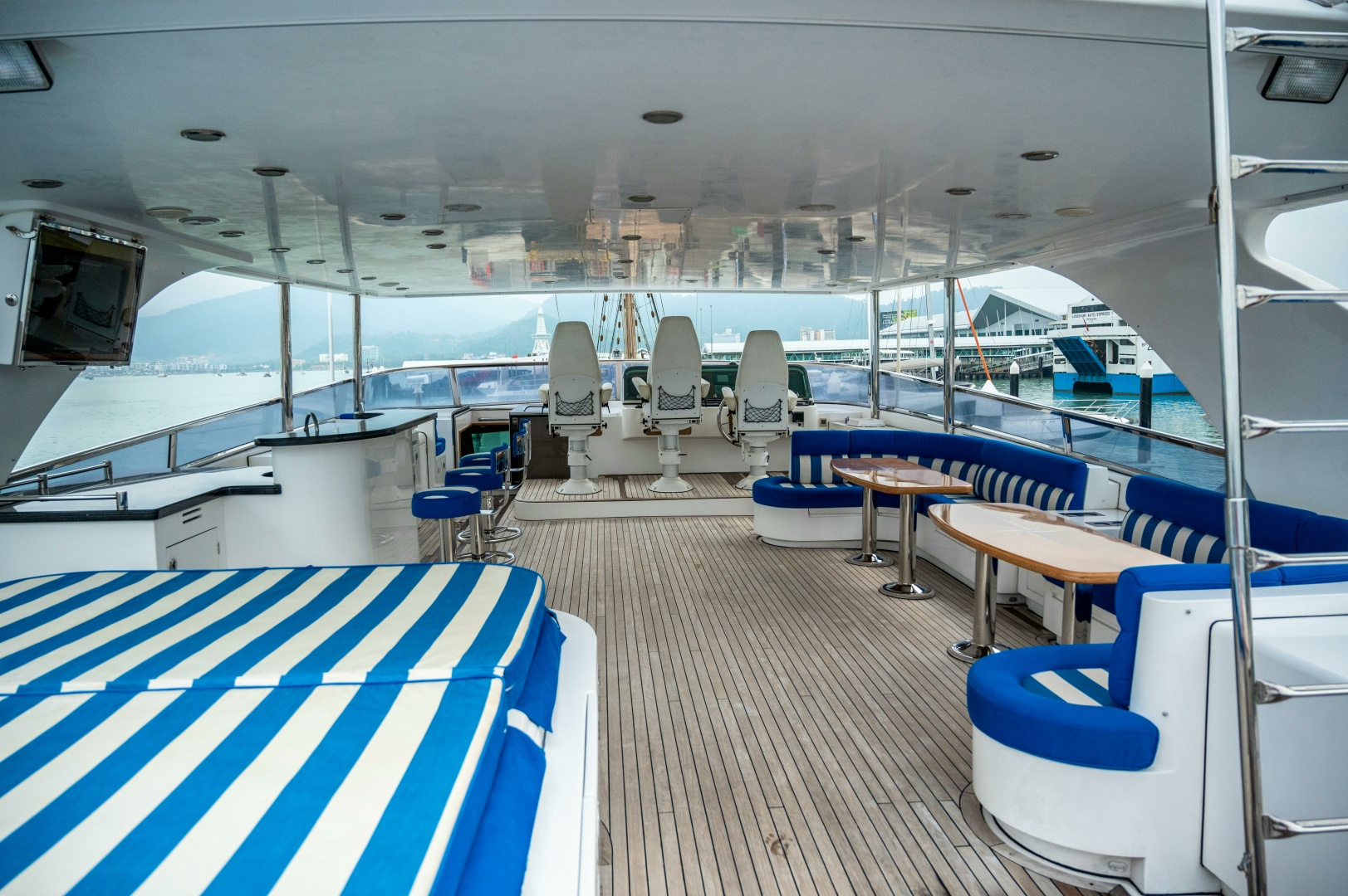 New Ocean-New Ocean 95 2007-LADY EILEEN II Phuket-Thailand-6108933 | Thumbnail