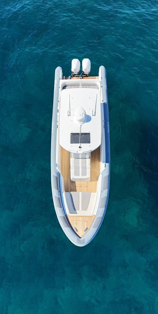 Ocean 1-370 2022 -Ft Lauderdale-Florida-United States-6053600