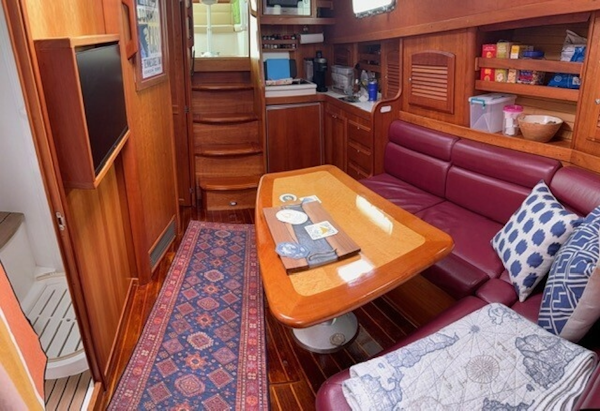 Sabre-42 Express 2005 -Branford-Connecticut-United States-below, looking aft-6154832