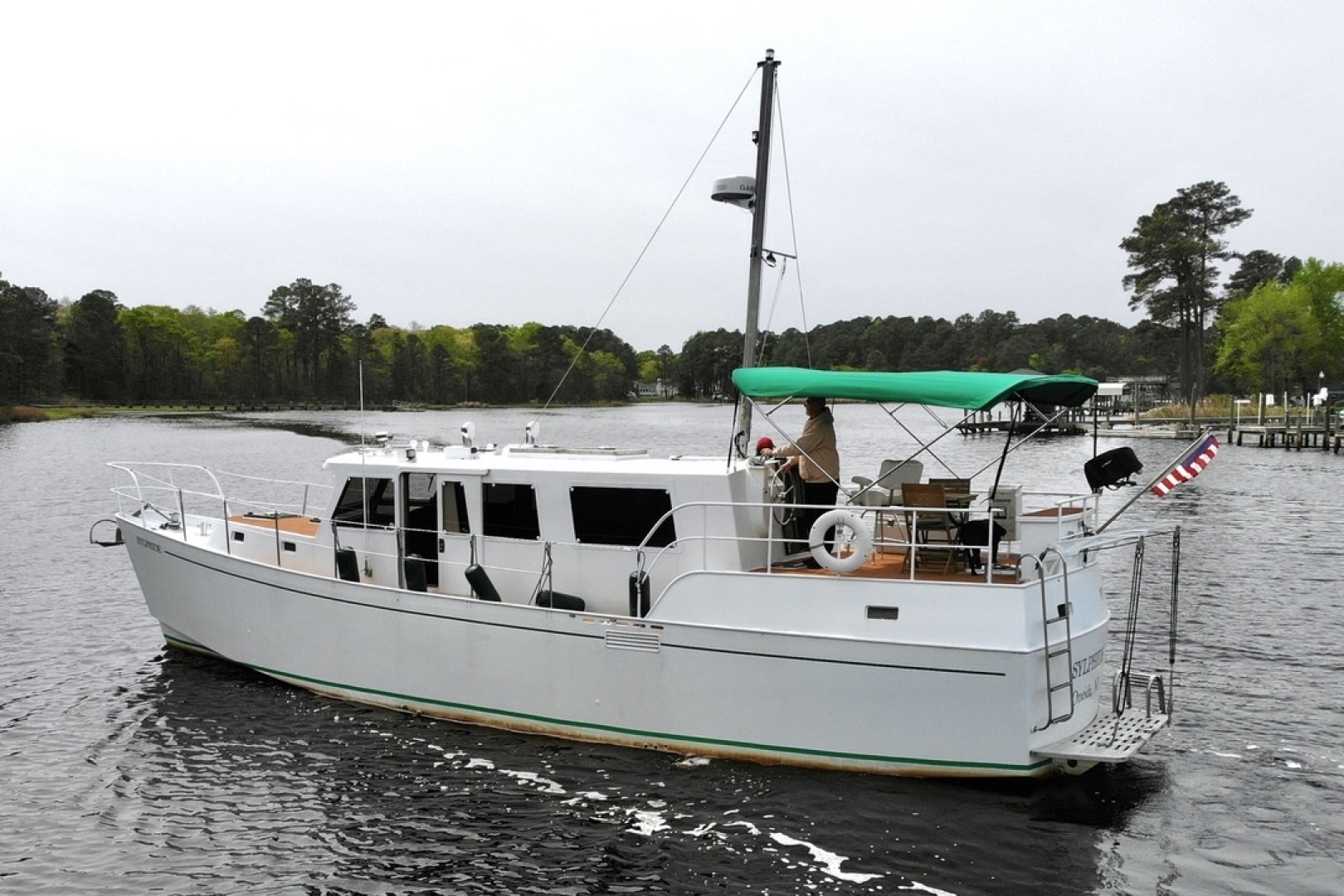 MetalCraft 1985-SYLPHIDE Chesapeake-Virginia-United States-Stern-6054812 | Thumbnail