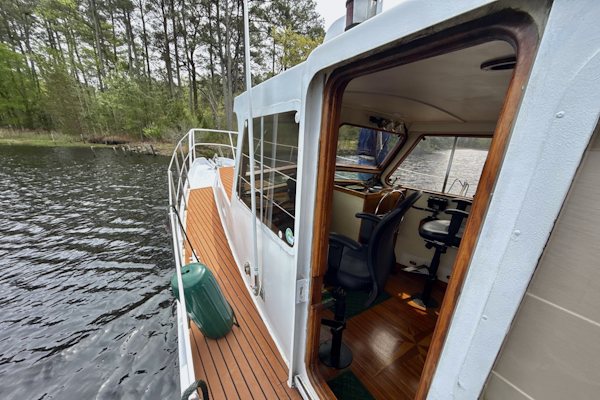 MetalCraft 1985-SYLPHIDE Chesapeake-Virginia-United States-Side Deck-6054826