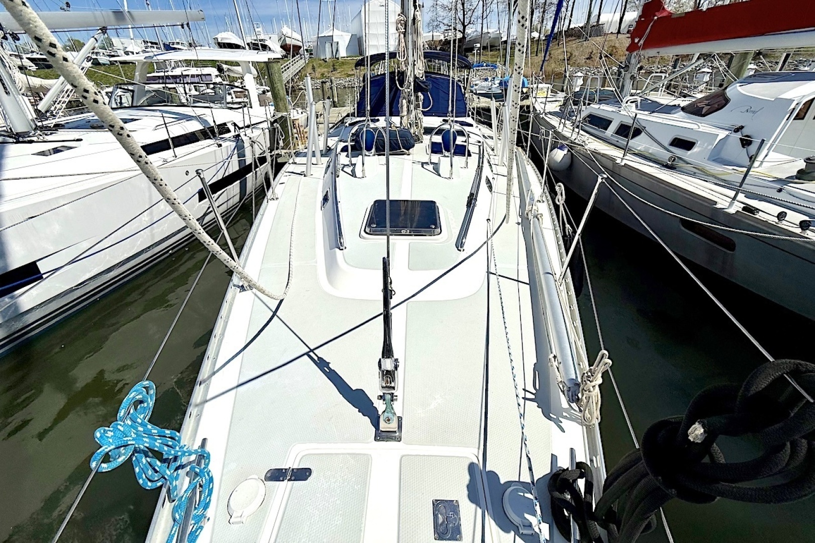 Hylas-49 1998-Mara Annapolis-Maryland-United States-6054792 | Thumbnail