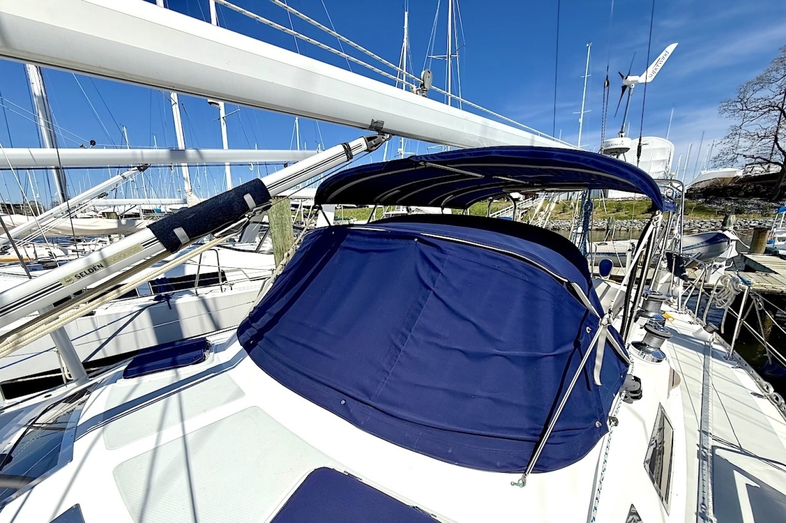 Hylas-49 1998-Mara Annapolis-Maryland-United States-6054789 | Thumbnail