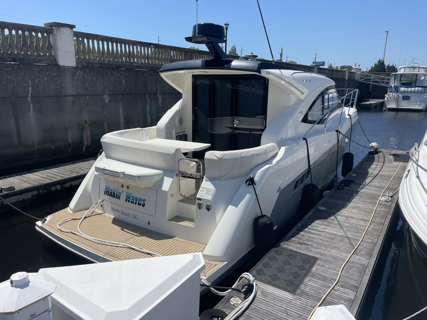 Carver-C37  Coupe 2020-Makin Waves Myrtle Beach-South Carolina-United States-6054873 | Thumbnail
