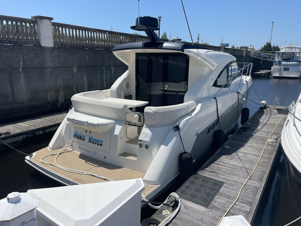 Carver-C37  Coupe 2020-Makin Waves Myrtle Beach-South Carolina-United States-6054873