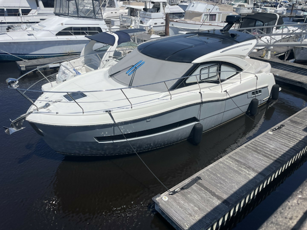 Carver-C37  Coupe 2020-Makin Waves Myrtle Beach-South Carolina-United States-6054811