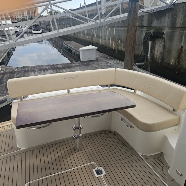 Carver-C37  Coupe 2020-Makin Waves Myrtle Beach-South Carolina-United States-6054872
