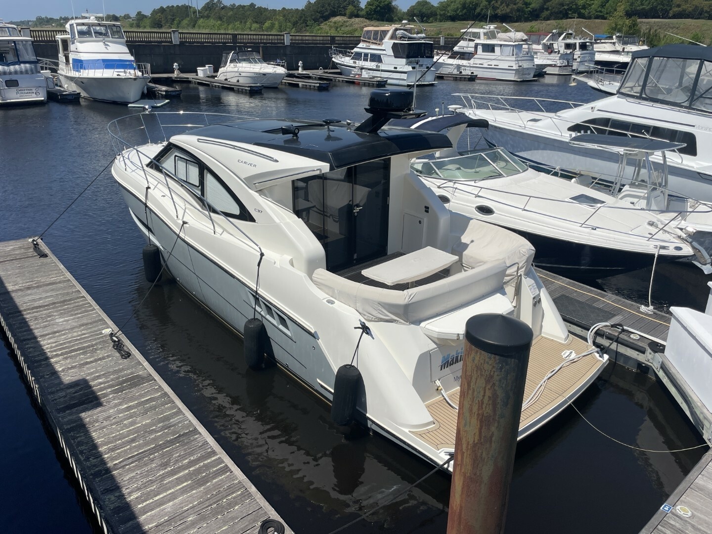 Carver-C37  Coupe 2020-Makin Waves Myrtle Beach-South Carolina-United States-6054876 | Thumbnail