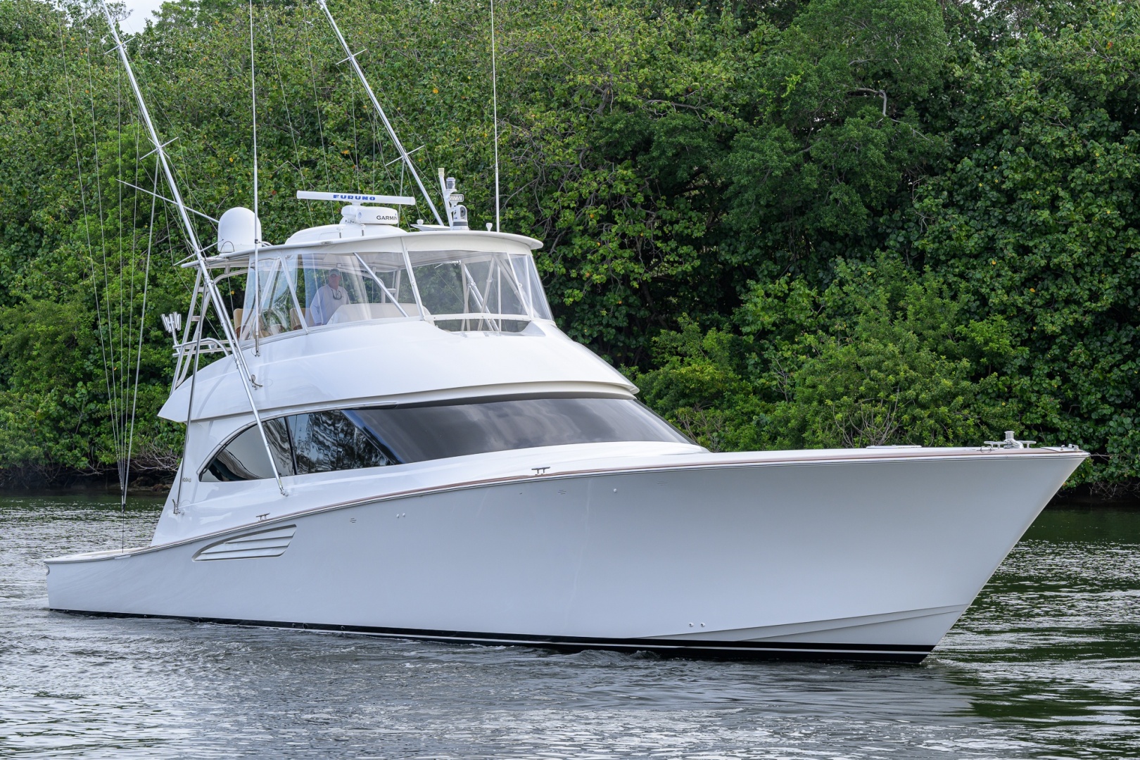 Viking-Convertible 2014-DESPERADO Virginia Beach-Virginia-United States-Viking 70 DESPERADO  Starboard Bow Profile-6056855 | Thumbnail