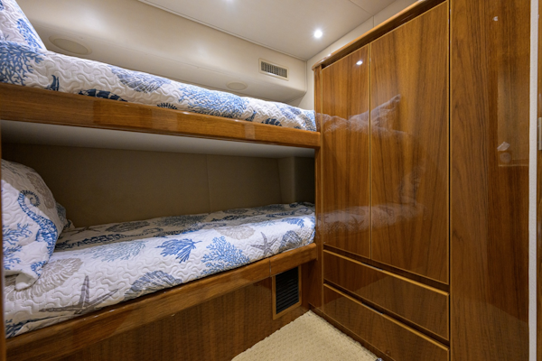Viking-Convertible 2014-DESPERADO Virginia Beach-Virginia-United States-Viking 70 DESPERADO  Guest Stateroom-6056780