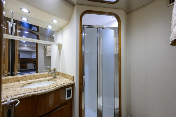 Viking-Convertible 2014-DESPERADO Virginia Beach-Virginia-United States-Viking 70 DESPERADO  Crew Head-6056794