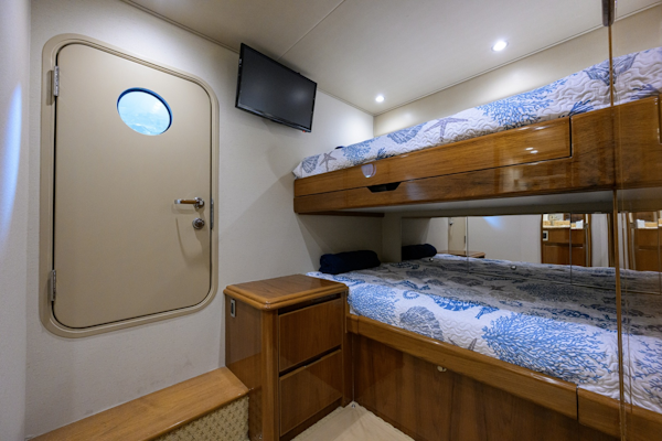 Viking-Convertible 2014-DESPERADO Virginia Beach-Virginia-United States-Viking 70 DESPERADO  Crew Stateroom-6056791