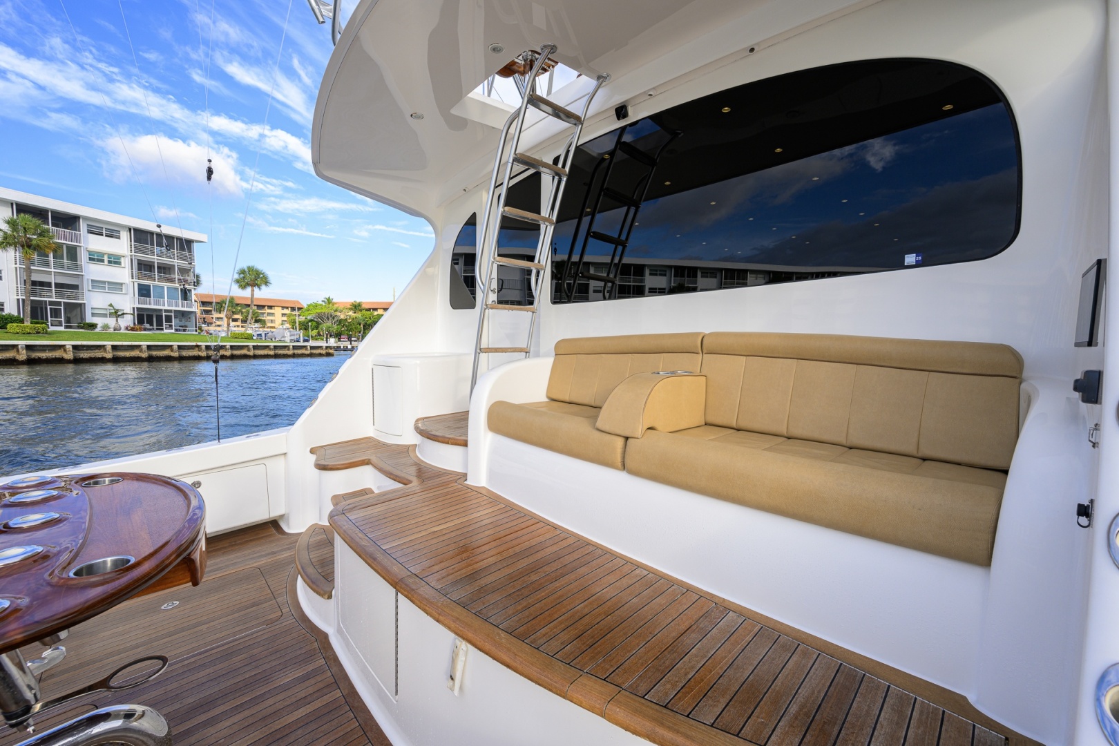Viking-Convertible 2014-DESPERADO Virginia Beach-Virginia-United States-Viking 70 DESPERADO  Cockpit-6056848 | Thumbnail