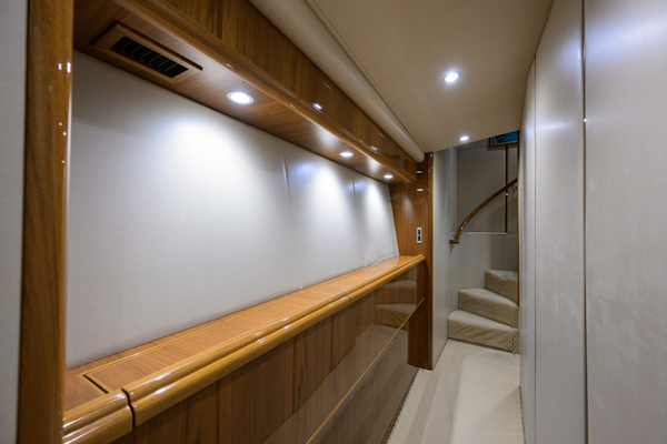 Viking-Convertible 2014-DESPERADO Virginia Beach-Virginia-United States-Viking 70 DESPERADO  Companionway-6056789