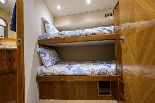 Viking-Convertible 2014-DESPERADO Virginia Beach-Virginia-United States-Viking 70 DESPERADO  Guest Stateroom-6056779
