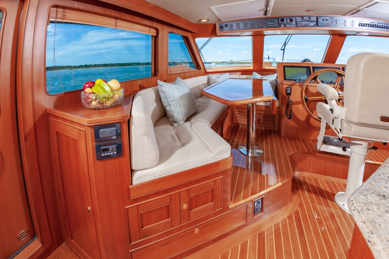 Marlow-Explorer 58E 2015-QUALITY TIME Snead Island-Florida-United States-6056264 | Thumbnail