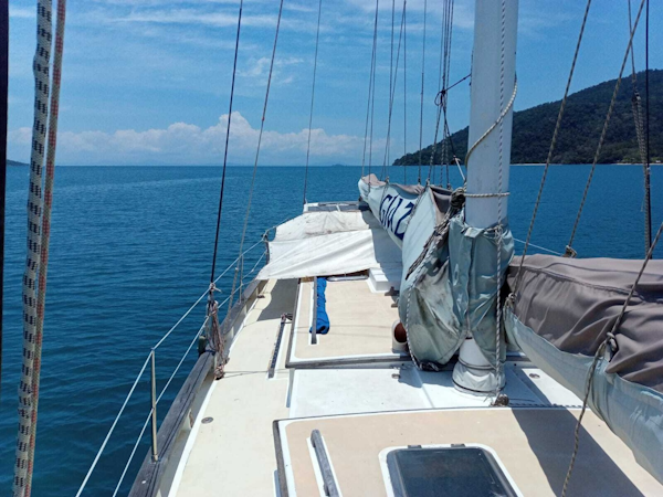 Custom-FS50 2010 -Nosy Be-Madagascar-6056159