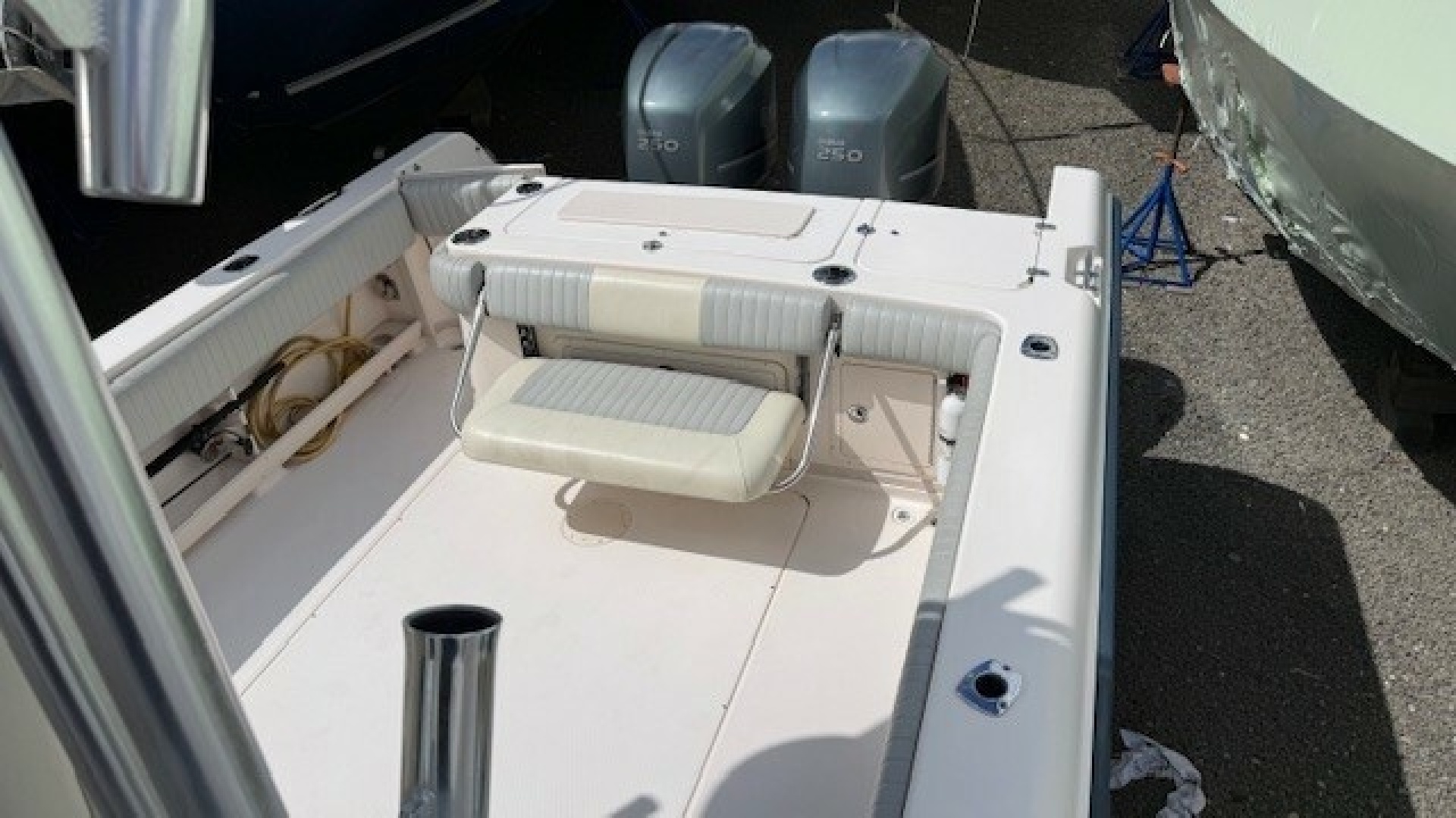 Grady-White 2006-A-SALT WEAPON Stratford-Connecticut-United States-6057773 | Thumbnail