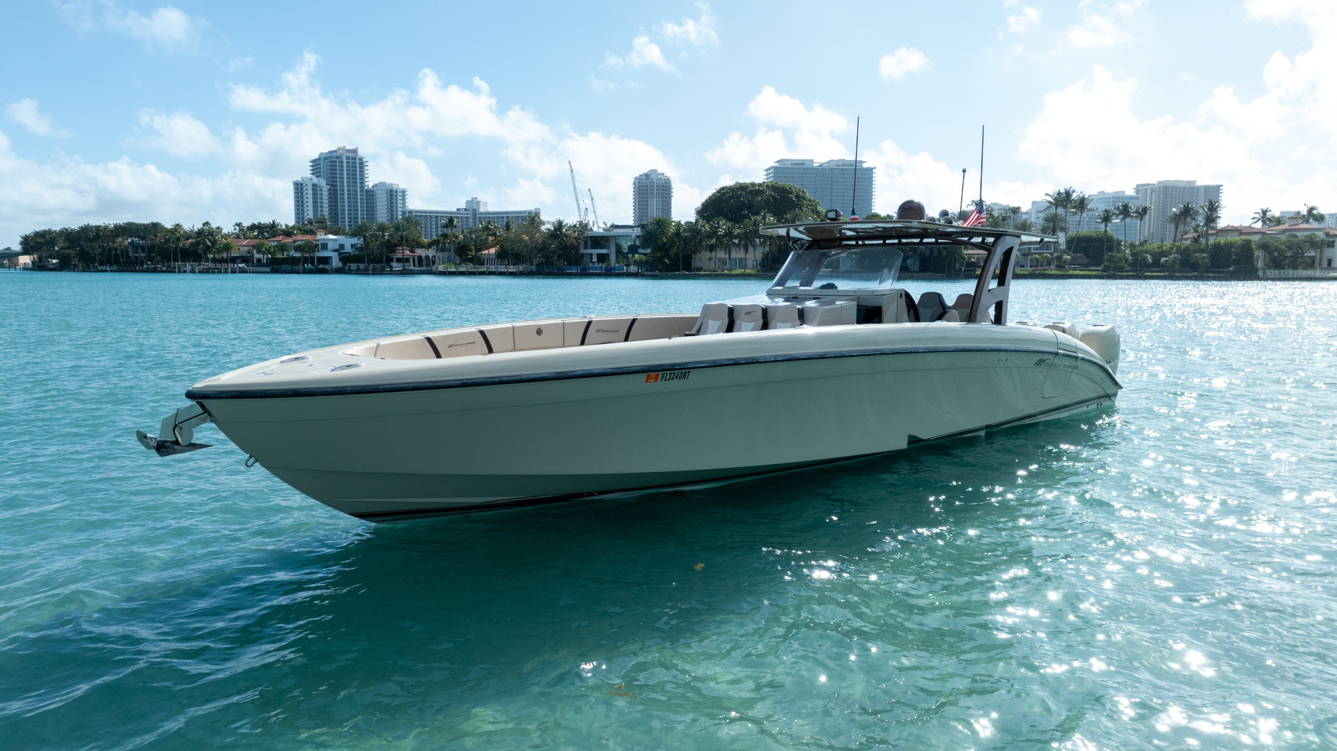 Midnight Express 2019 -Miami Beach-Florida-United States-6058561 | Thumbnail