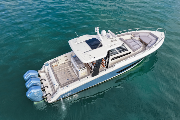 Boston Whaler 2023 -Sarasota-Florida-United States-6059040