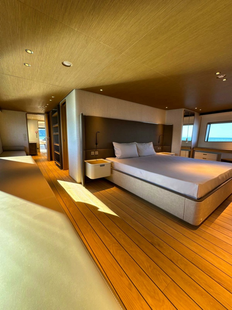 Custom Line 2025-LA VETTA Florida-United States-6059823 | Thumbnail