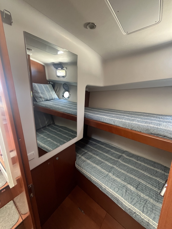 Beneteau-Swift Trawler 34 2015-Silver Lining Deltaville-Virginia-United States-Guest Bunks2-6105985