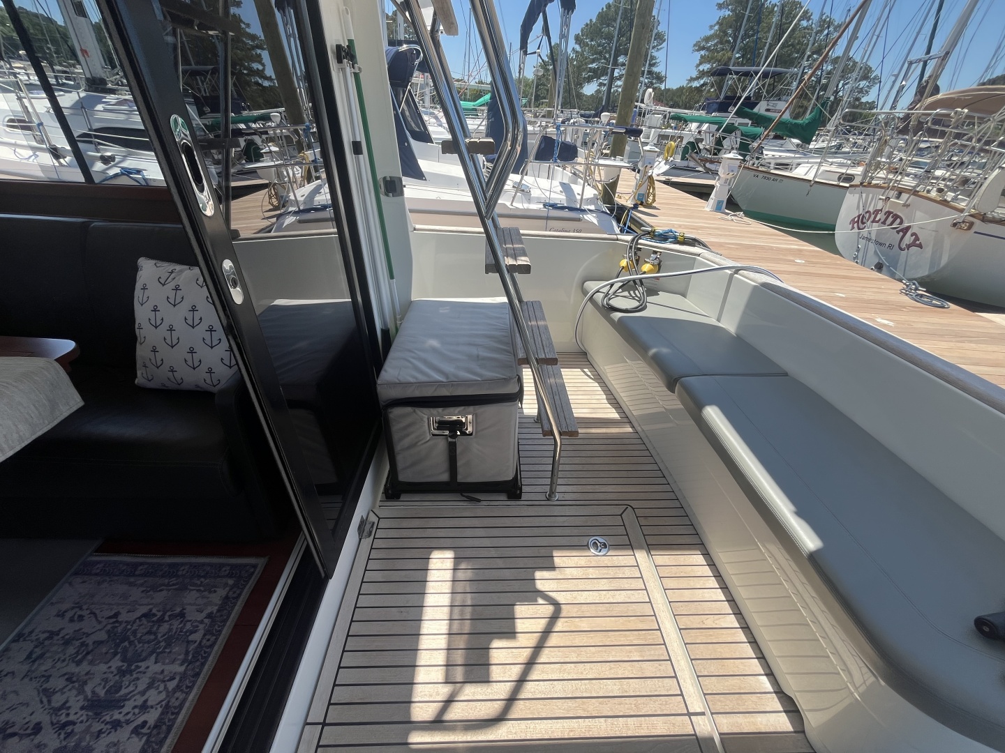 Beneteau-Swift Trawler 34 2015-Silver Lining Deltaville-Virginia-United States-Cockpit Refrig-6105999 | Thumbnail