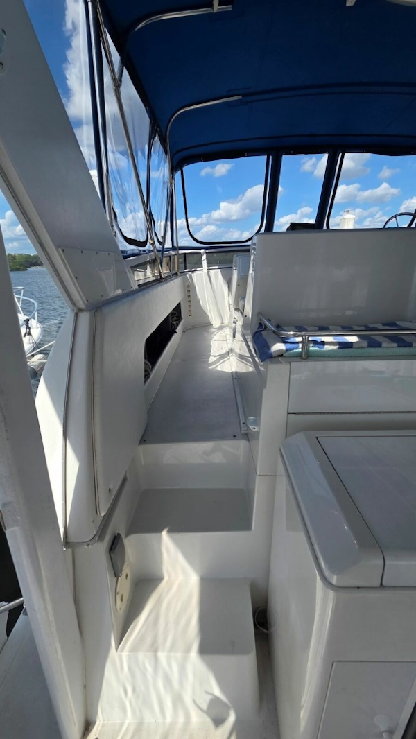 Carver-405 Aft Cabin Motor Yacht 1998-I Swear Gibsonton-Florida-United States-Aft Deck Flybridge Access-6060841