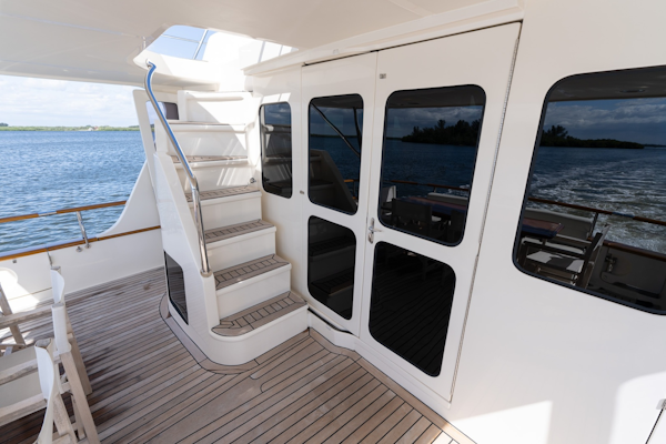 Marlow-Explorer 58E 2016-BUOYANT FORCE Vero Beach-Florida-United States FWD COCKPIT-6060733