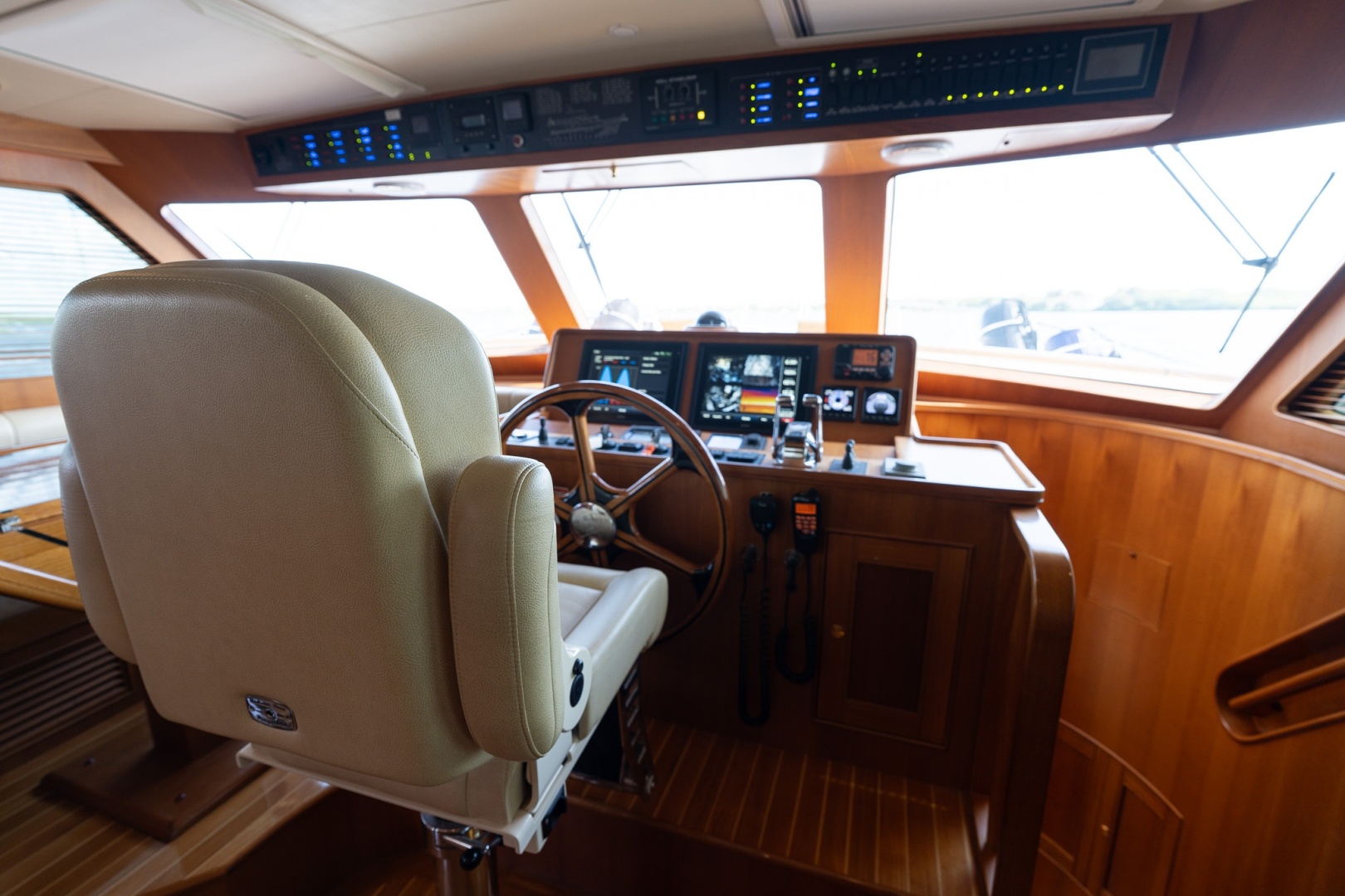 Marlow-Explorer 58E 2016-BUOYANT FORCE Vero Beach-Florida-United States-PILOTHOUSE FWD-6060752 | Thumbnail