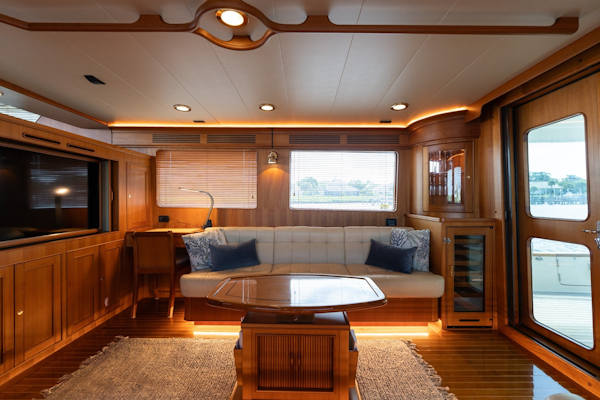 Marlow-Explorer 58E 2016-BUOYANT FORCE Vero Beach-Florida-United States-STBD SALON-6060737