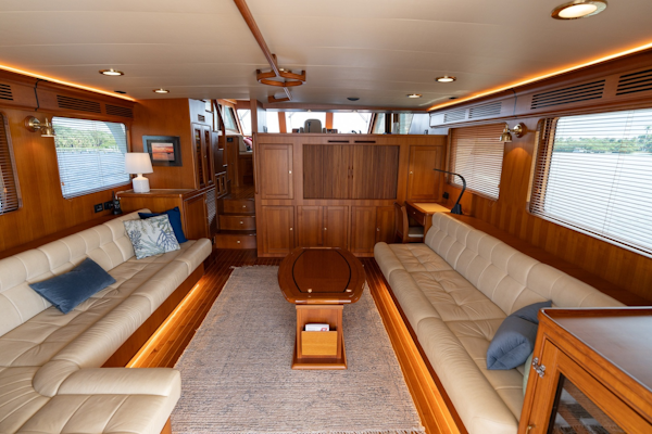 Marlow-Explorer 58E 2016-BUOYANT FORCE Vero Beach-Florida-United States-SALON FWD-6060725