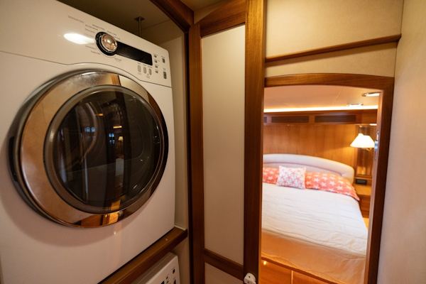 Marlow-Explorer 58E 2016-BUOYANT FORCE Vero Beach-Florida-United States-LAUNDRY-6060770