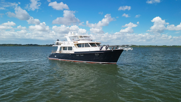 Marlow-Explorer 58E 2016-BUOYANT FORCE Vero Beach-Florida-United States-FWD STARBOARD PROFILE -6060724