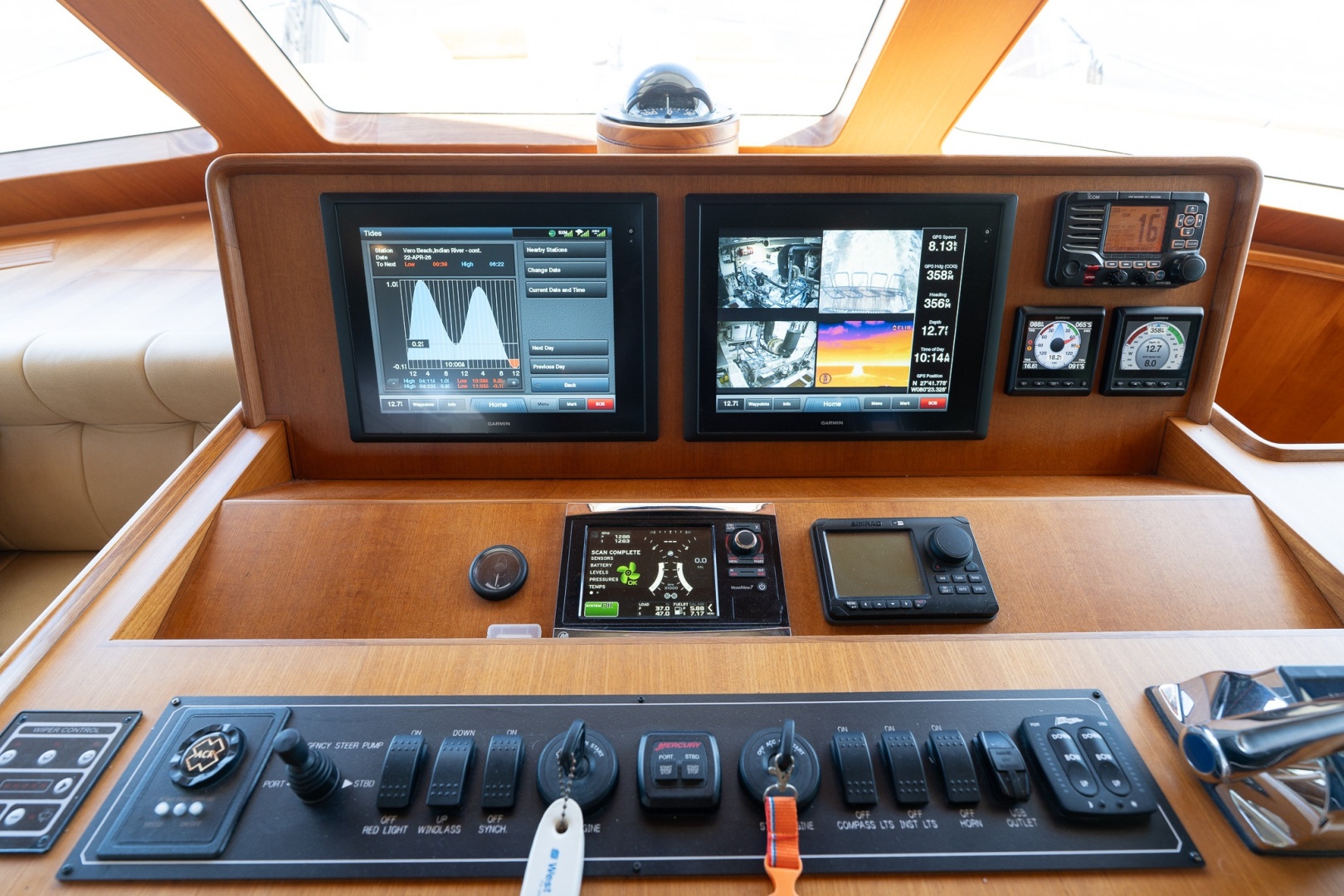 Marlow-Explorer 58E 2016-BUOYANT FORCE Vero Beach-Florida-United States-HELM ELECTRONICS-6060750 | Thumbnail