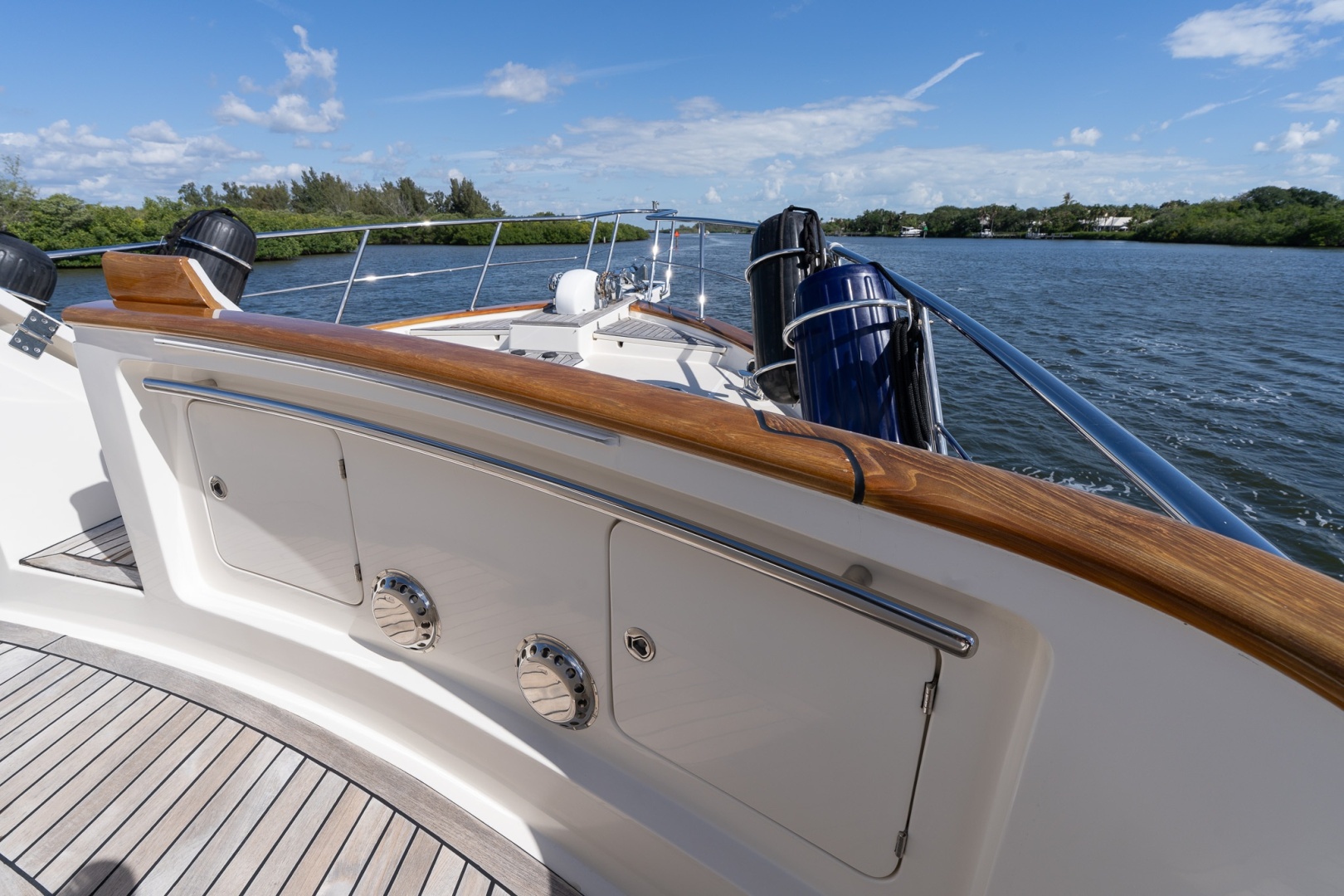 Marlow-Explorer 58E 2016-BUOYANT FORCE Vero Beach-Florida-United States-PG BRIDGE STORAGE STBD-6060804 | Thumbnail