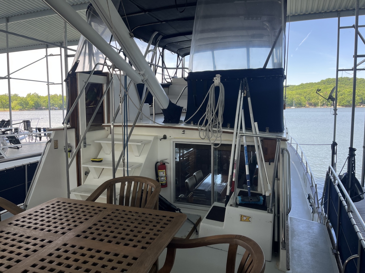 Grand Banks-49 Motor Yacht 1987 -Ten Mile-Tennessee-United States-Aft Deck From Starboard-6087060 | Thumbnail