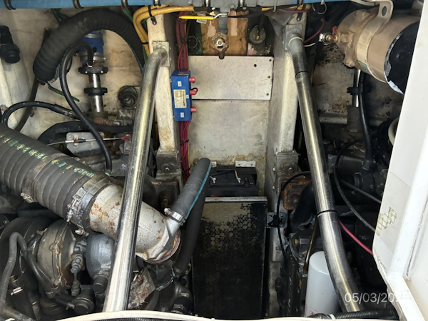 Luhrs-Convertible 2005-You Two New Smyrna Beach-Florida-United States-34 Luhrs Engine Room-6086404