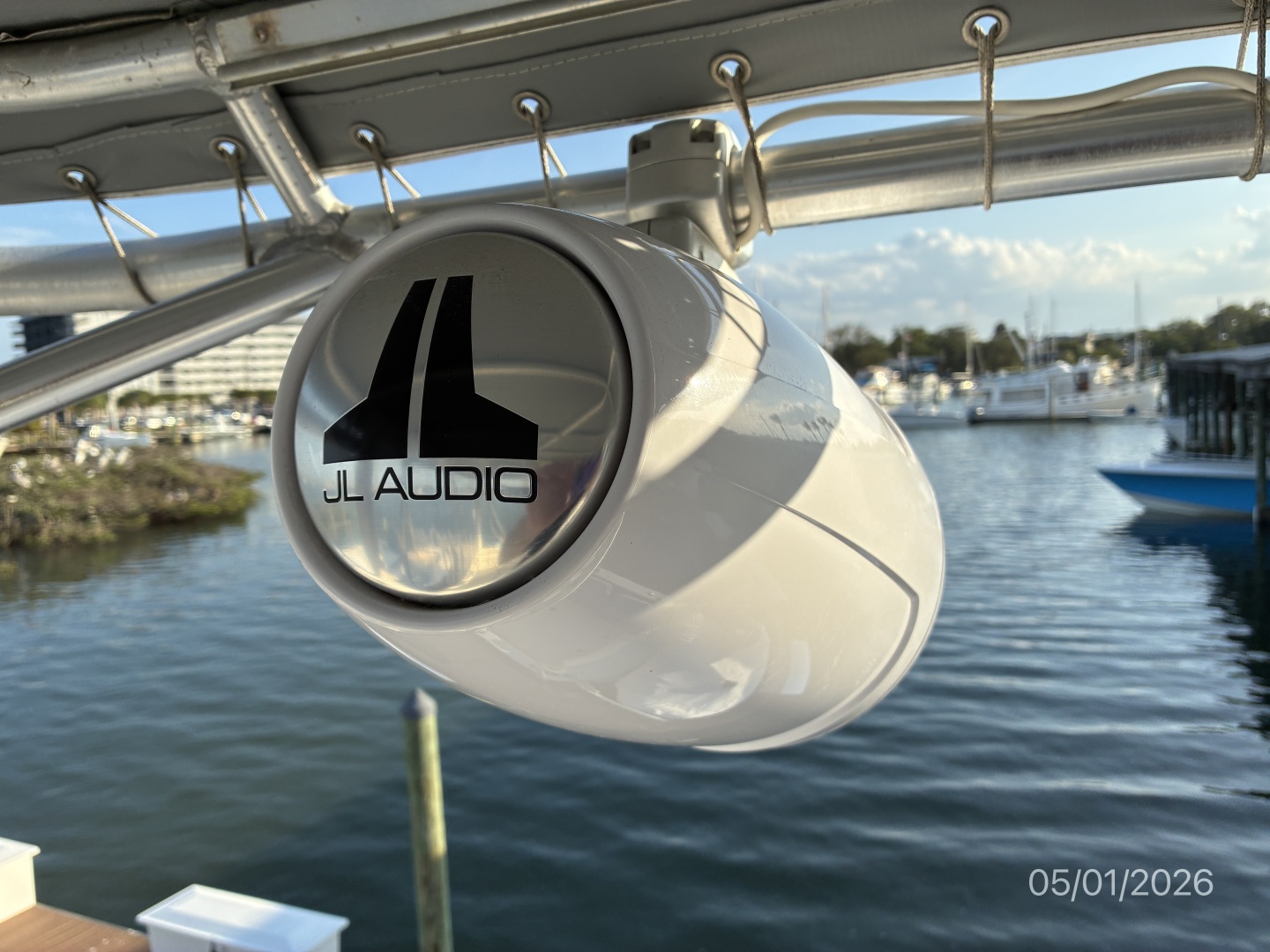 Luhrs-Convertible 2005-You Two New Smyrna Beach-Florida-United States-34 Luhrs PA Speaker-6086408 | Thumbnail