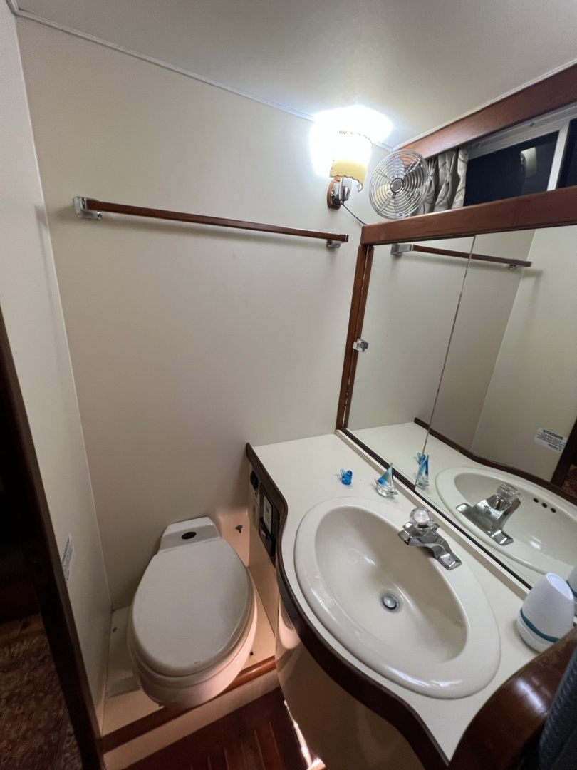 Gulfstar-48 Aft Cabin 1982-Tantara Kemah, TX-Texas-United States-6089388 | Thumbnail