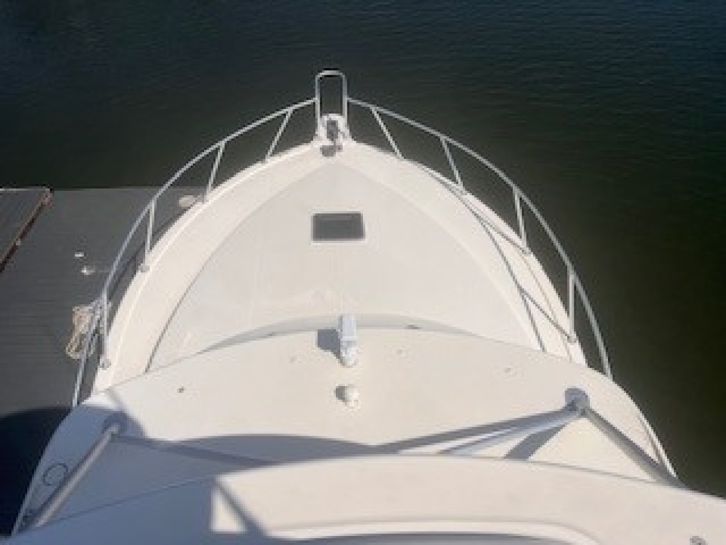 Ablemarle-Express Fisherman 2008-BLUE PURSUIT Kittery-Maine-United States-Bow Top View-6062064 | Thumbnail