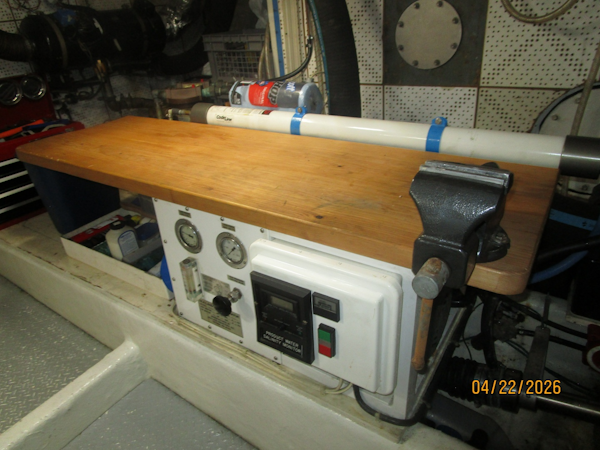 DeFever-Raised Pilothouse 1984-Traveller Anacortes-Washington-United States-49 DeFever engine room work bench-6061939