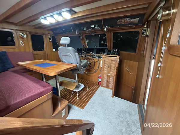 DeFever-Raised Pilothouse 1984-Traveller Anacortes-Washington-United States-49 DeFever pilothouse forward-6062104