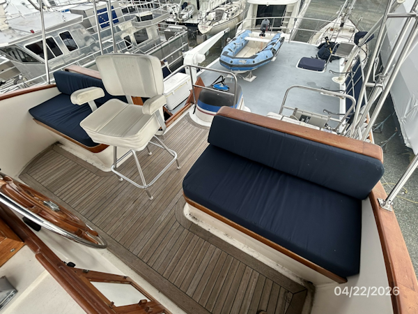 DeFever-Raised Pilothouse 1984-Traveller Anacortes-Washington-United States-49 DeFever flybridge aft-6061984