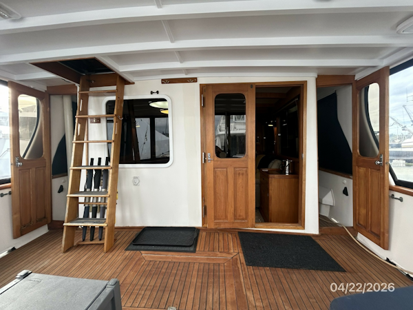 DeFever-Raised Pilothouse 1984-Traveller Anacortes-Washington-United States-49 DeFever aftdeck forward-6061897